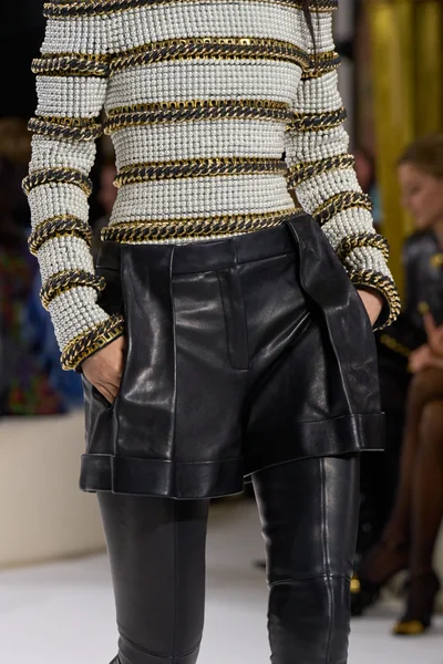 Look 103